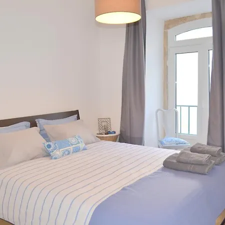 Tp Liberty 140, Lisbon Center Apartment ליסבון