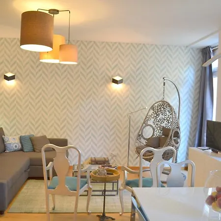 Tp Liberty 140, Lisbon Center Apartment